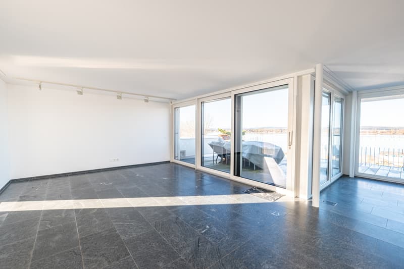 Exclusive attic apartment with unobstructable lake view (11)
