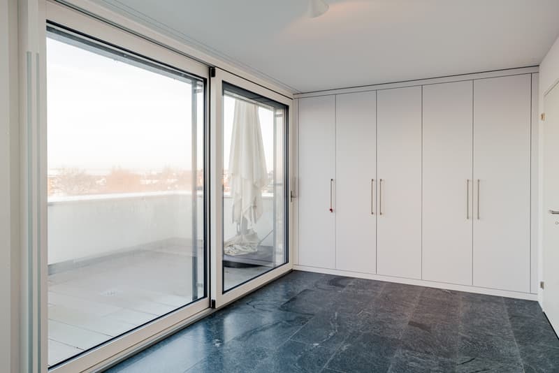 Exclusive attic apartment with unobstructable lake view (2)