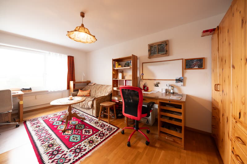 Your new home: Charming, family-friendly, with lake view (5)