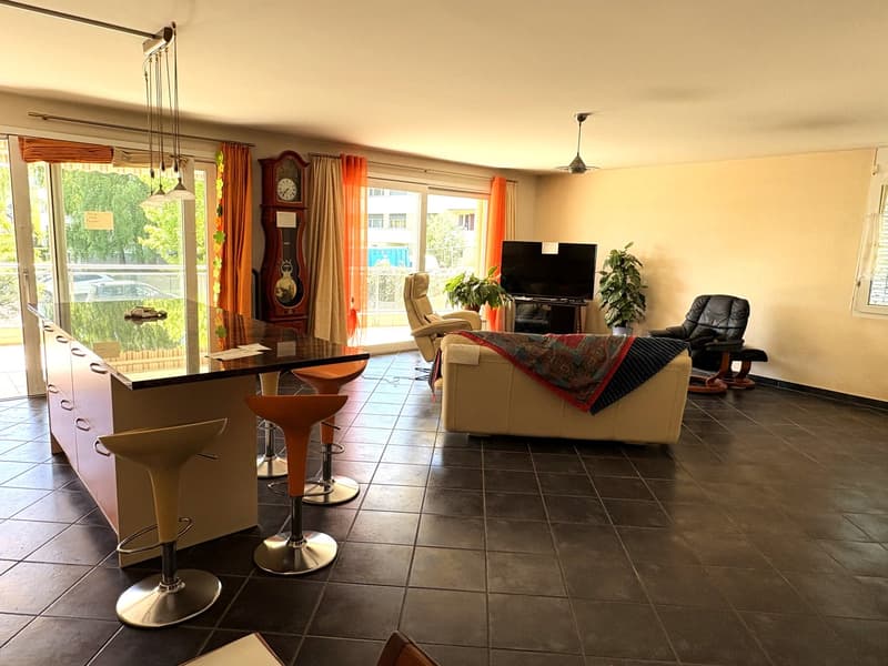Very beautiful 5.5-room apartment in Bevaix (3)