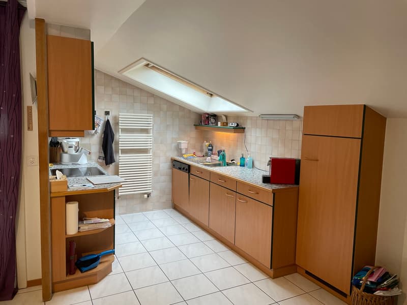 Appartement de 3 pièces avec balcon à Areuse (3)