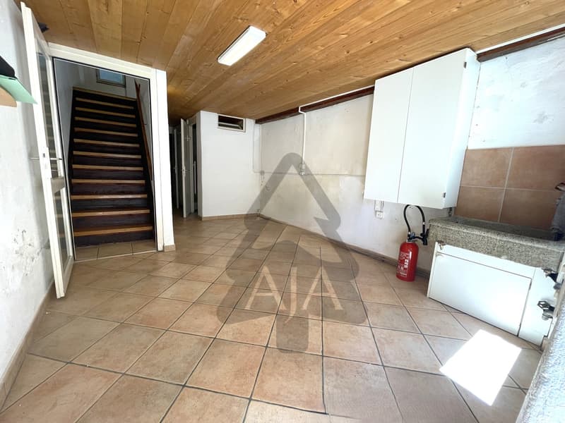 Cressier (au Centre du Village historique), charmante maison mitoyenne de 3 pièces (11)
