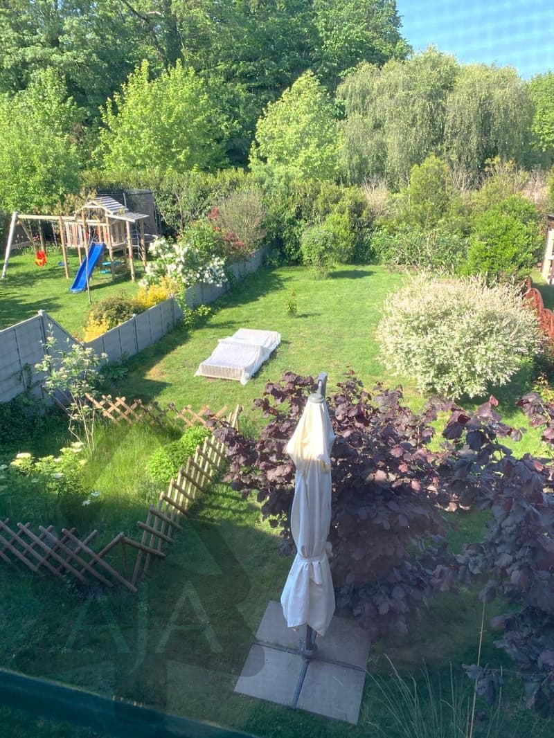 Cudrefin (à deux pas du Lac), très belle villa mitoyenne de 5,5 pièces avec jardin (3)