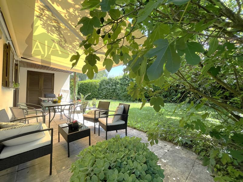 Marin-Epagnier (Latena, à deux pas du Lac), très belle villa ind. de 5,5 p. avec jardin (2)