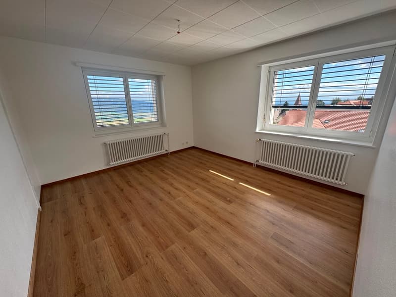 Lumineux appartement de 4.5 pièces à Les Hauts-Geneveys (5)