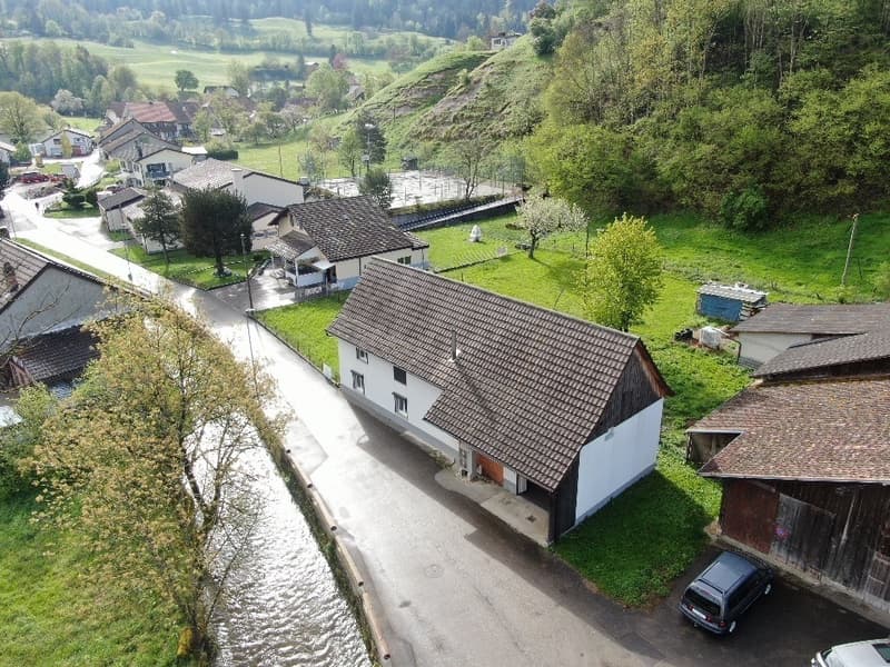 À VENDRE - Maison unique à Vermes avec spa, sauna et hammam (9)