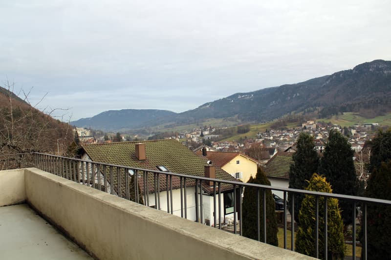 À louer : Appart. de 3.5 pcs au 1er étage  avec balcon et galetas (8)