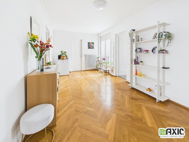 appart. 2.5 pc au 3ème