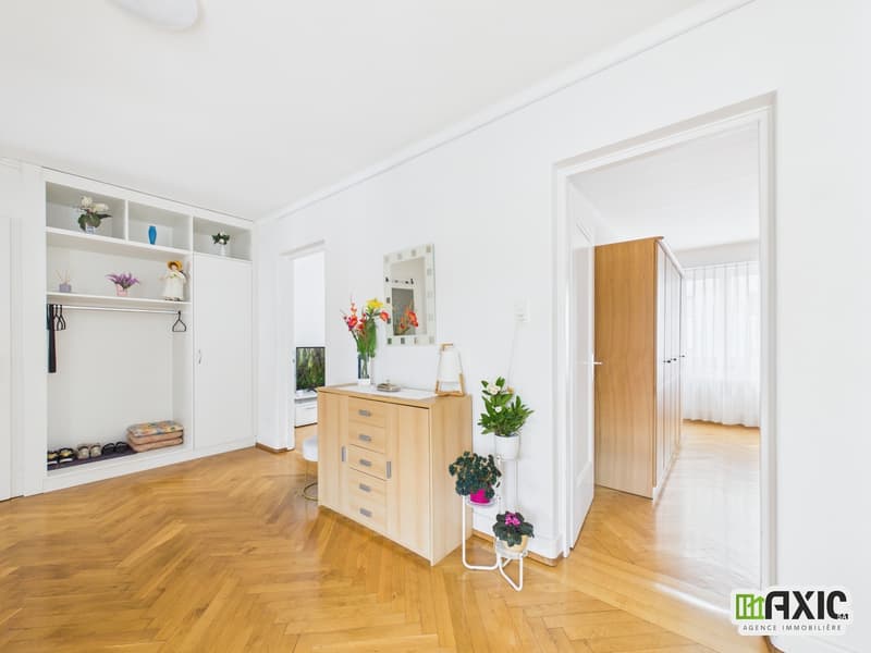 appart. 2.5 pc au 3ème