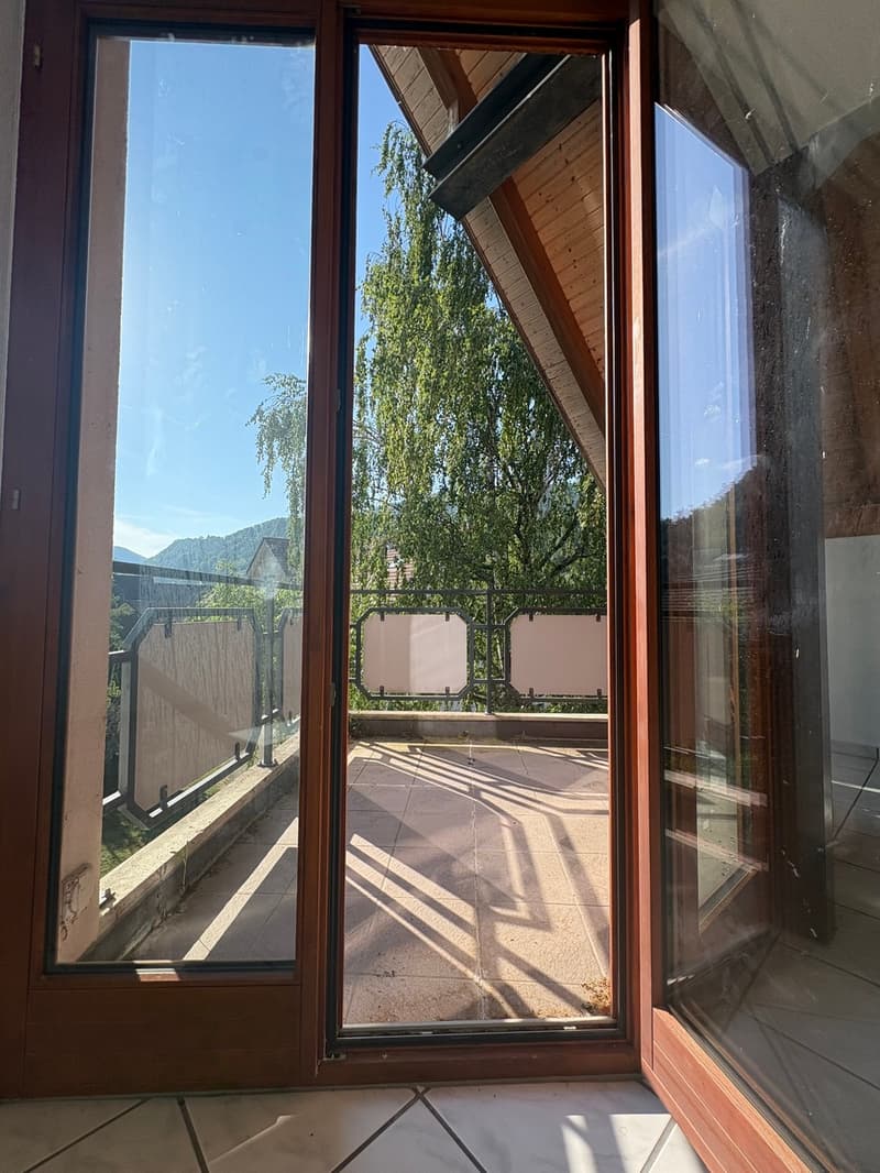 À louer : Duplex 4.5 pièces moderne et chaleureux à Soyhières (6)