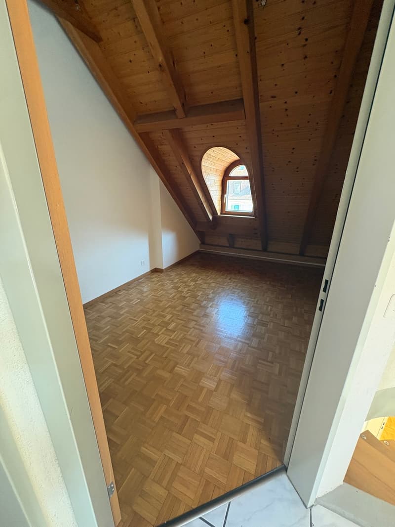 À louer : Duplex 4.5 pièces moderne et chaleureux à Soyhières (13)