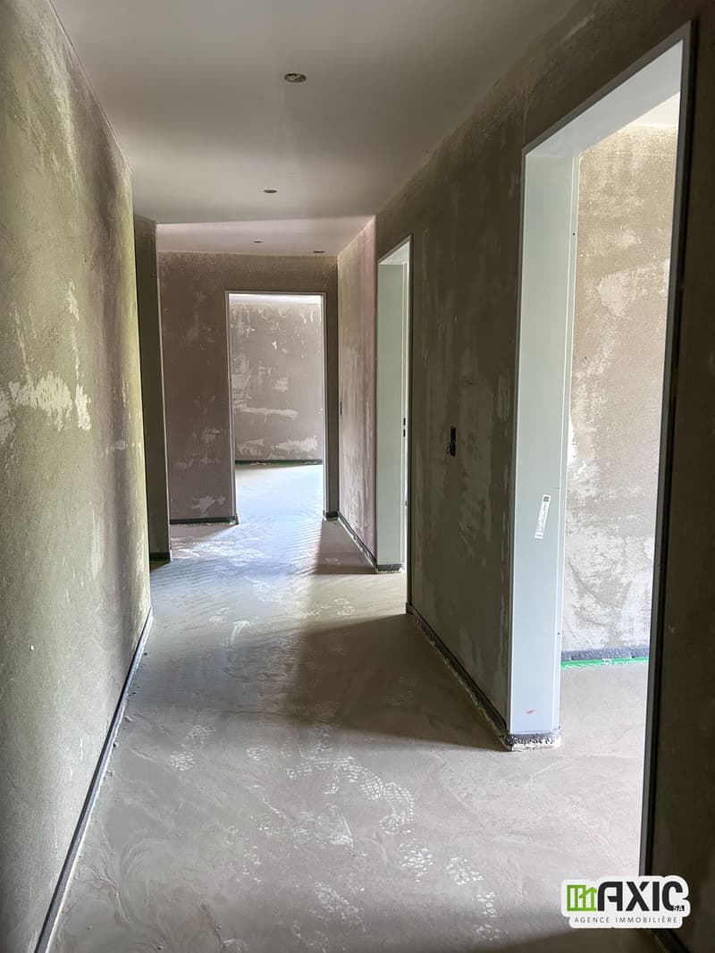 A vendre magnifique 4.5 pièces neuf de haut standing à Delémont (10)