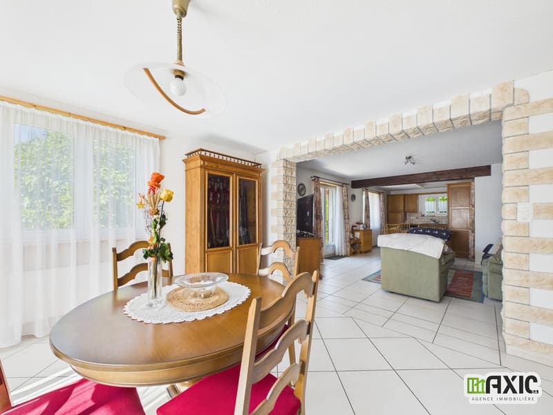 A vendre - Charmante maison de 5.5 pcs avec grand jardin à Delémont (3)