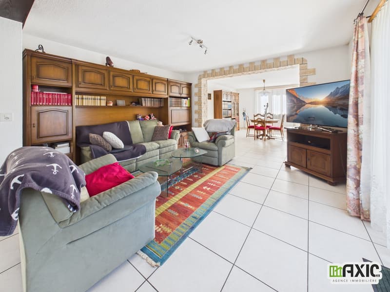 A vendre - Charmante maison de 5.5 pcs avec grand jardin à Delémont (8)