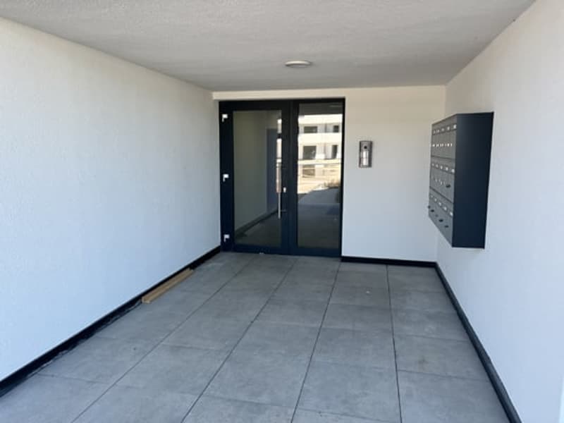 Magnifique appartement de 4,5 (6)