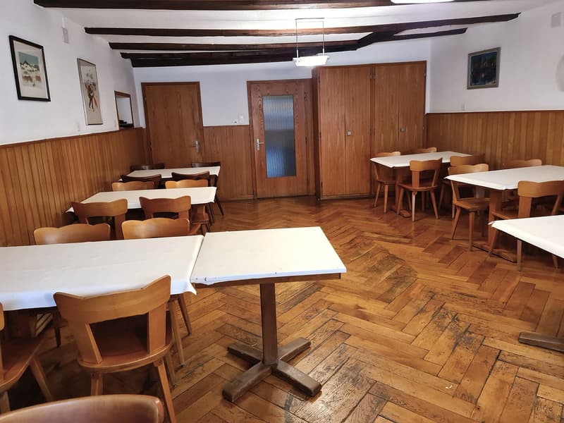 LARGE PRICE REDUCTION - MYTHICAL AND VERY FREQUENTED HOTEL/RESTAURANT IN DELÉMONT (16)