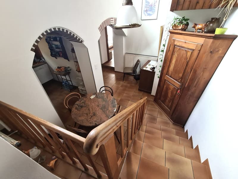 LARGE PRICE REDUCTION - MYTHICAL AND VERY FREQUENTED HOTEL/RESTAURANT IN DELÉMONT (44)