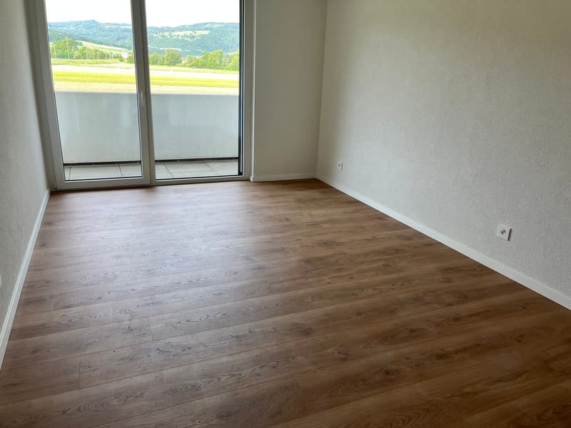 For rent Bassecourt: Superb 5.5-room apartment (2)