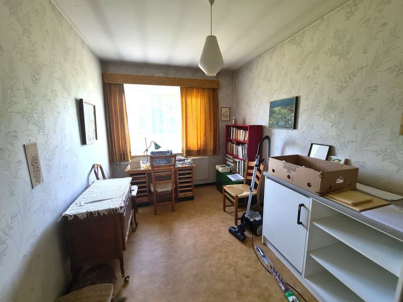 Very spacious and charming villa ideally located on a large and beautiful plot (24)