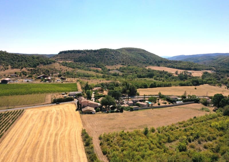 EXCEPTIONNEL - Magnifique Mas la Musardière avec dépendance de 24 pièces  à Alba la Romaine (10)