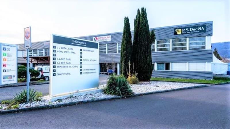 RENDEMENT NET EXCEPTIONNEL - Complexe industriel de 4'554 m² rénové et loué à 33 entreprises (2)