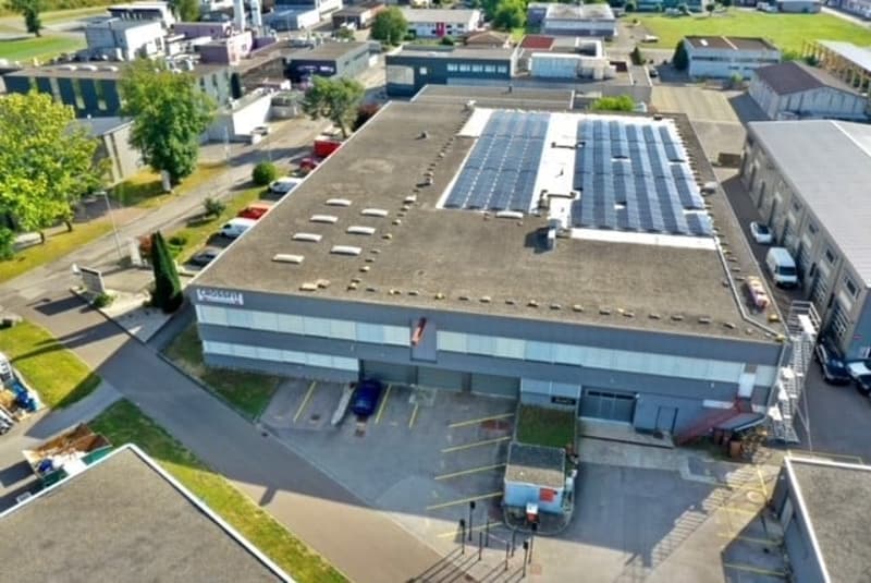 RENDEMENT NET EXCEPTIONNEL - Complexe industriel de 4'554 m² rénové et loué à 33 entreprises (7)