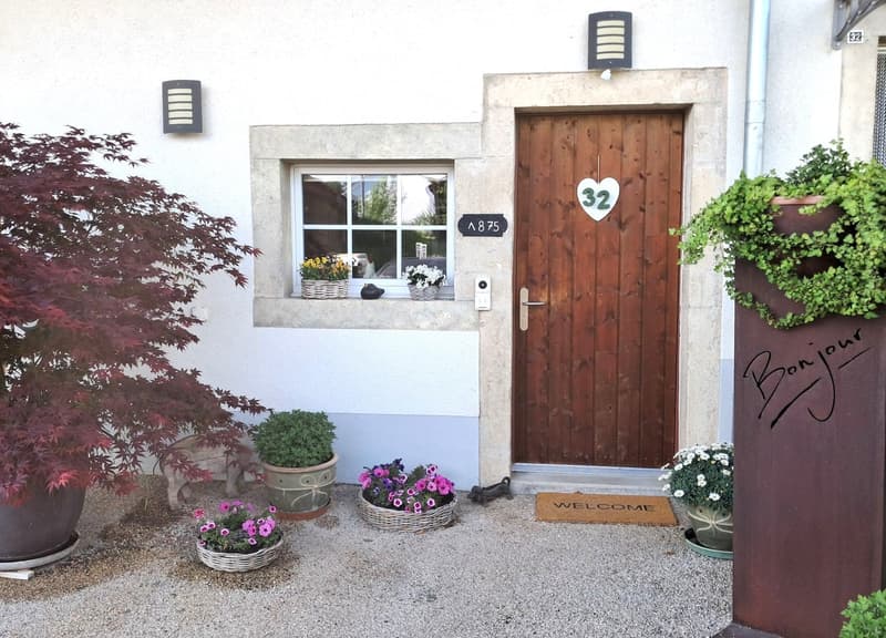 Offre exceptionnelle et très rare - Magnifique ferme villageoise totalement rénovée sur 4'385 m² (19)