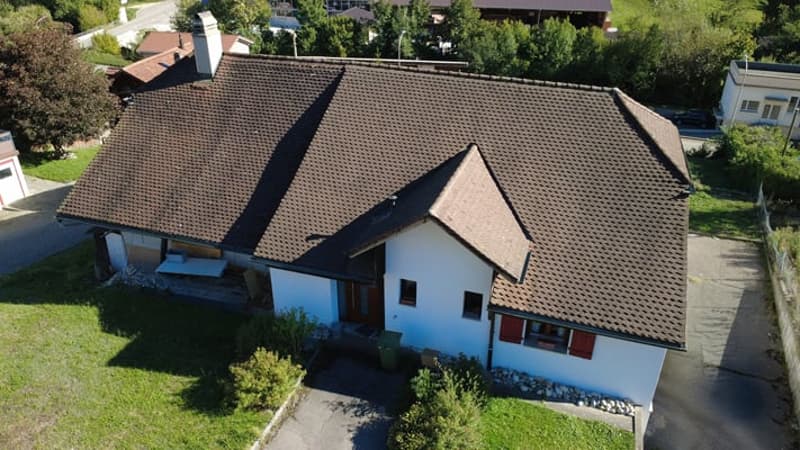 Grande maison comprenant 2 appartements, avec en plus, un excellent potentiel à mettre en valeur (2)