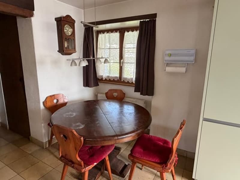 Grande maison comprenant 2 appartements, avec en plus, un excellent potentiel à mettre en valeur (10)