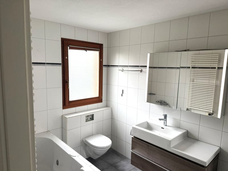 Jolie villa idéalement bien située et au calme avec un bon dégagement (24)