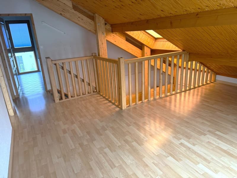 Jolie villa idéalement bien située et au calme avec un bon dégagement (31)