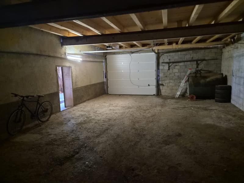 A vendre ferme aux volumes généreux (9)
