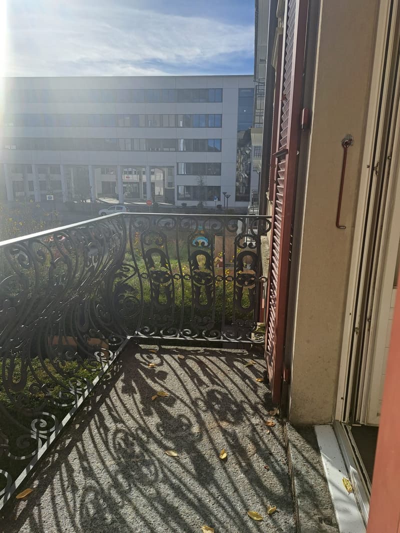 Three-room apartment with balcony in Le Locle, ideal for shared accommodation (12)