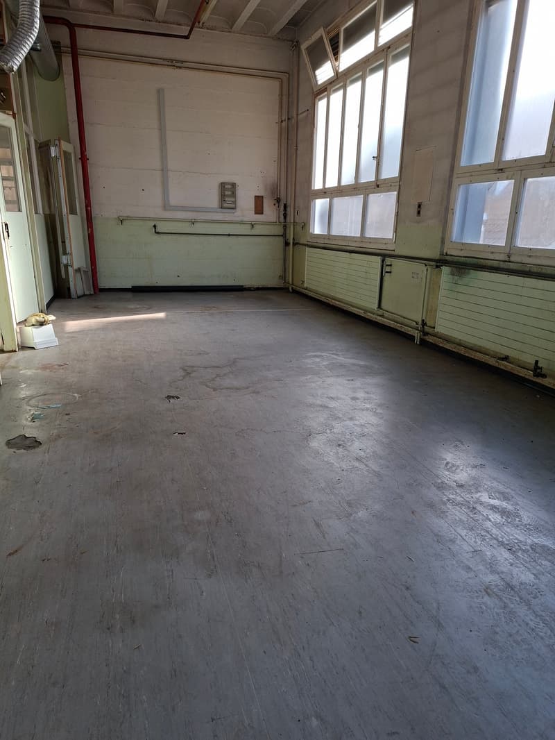 Espace commercial et atelier polyvalent à La Chaux-de-Fonds (4)