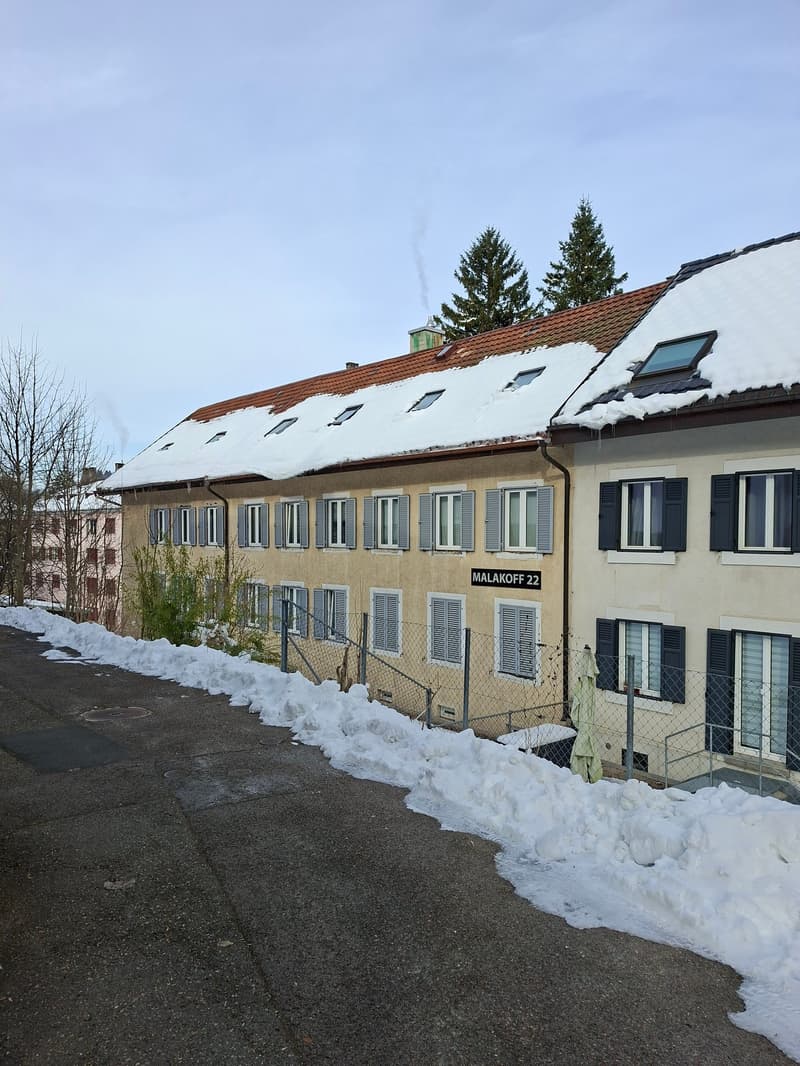 Rental Building of 13 Apartments on Chemin de la Malakoff (2)
