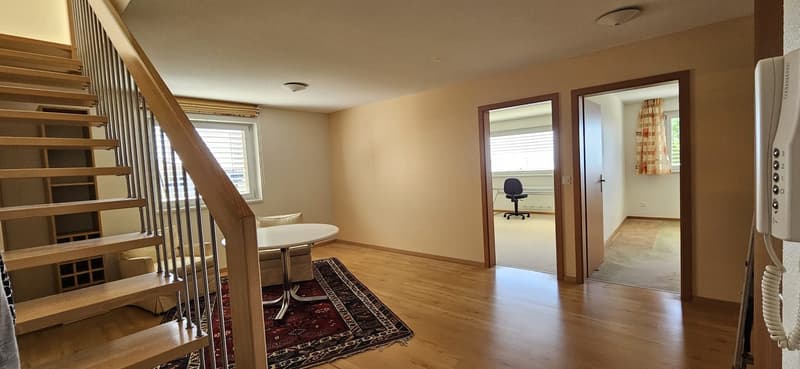 Prachtvolles Duplextwo-Raum-Wohnung mit 4,5 Zimmern und Seeblick in Neuchâtel (11)