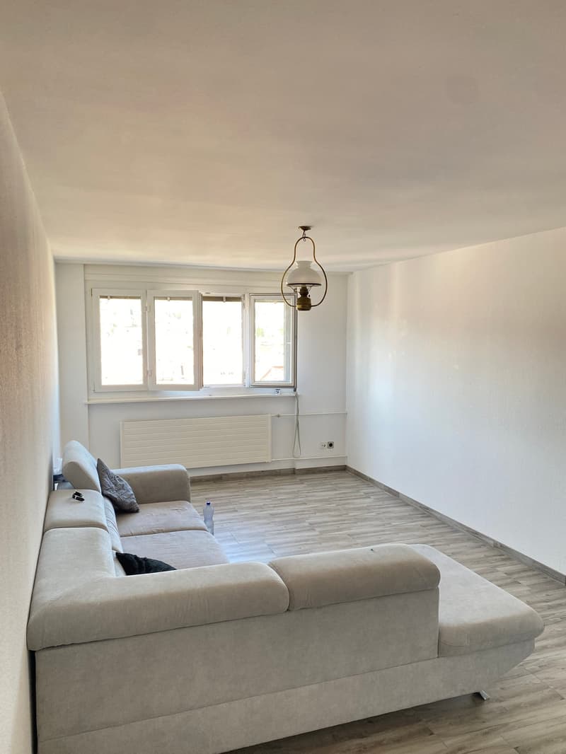 Appartement de 2,5 pièces au 9ème étage à La Chaux-de-Fonds (2)