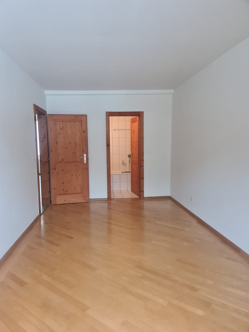 Three-room apartment CHF 1'010.- CC (7)