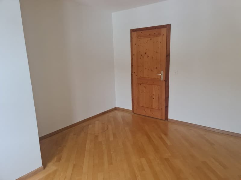 Three-room apartment CHF 1'010.- CC (9)