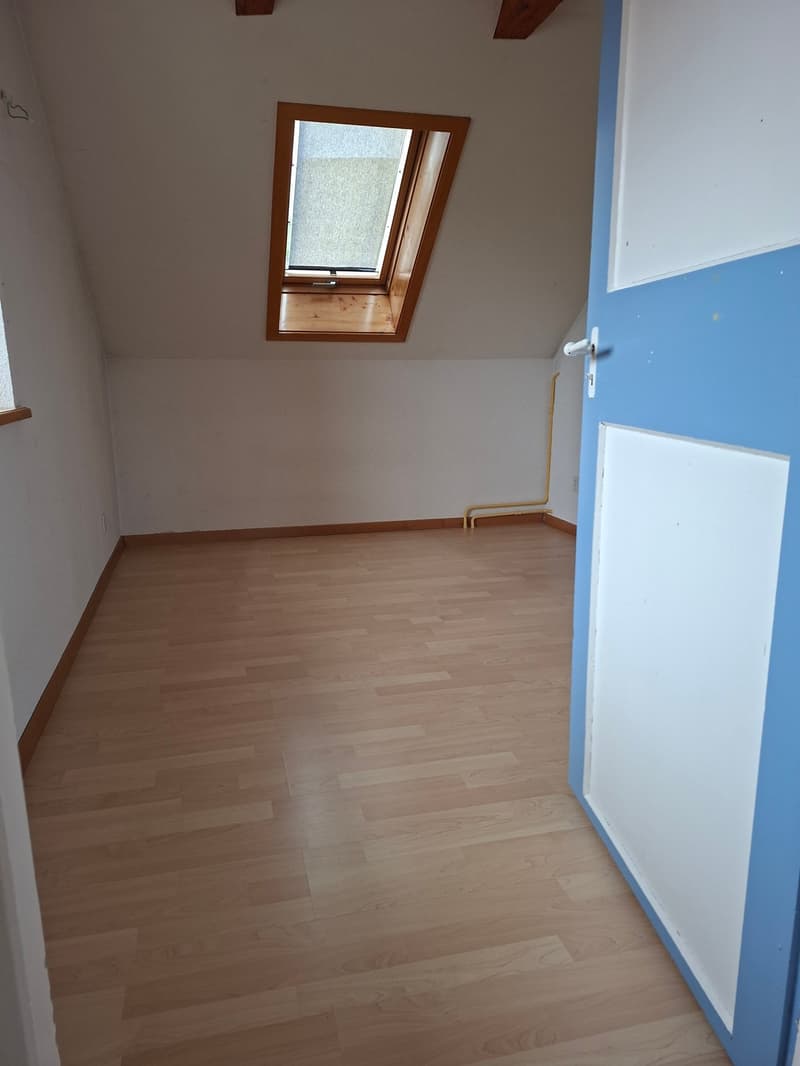 Spacieuse maison de 9 pièces à louer à La Chaux-de-Fonds (22)