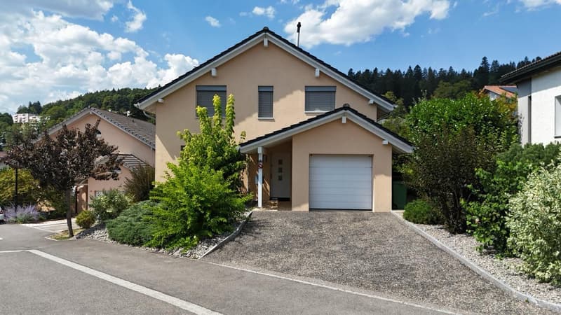 Charmante maison individuelle de 6 pièces à La Chaux-de-Fonds (7)