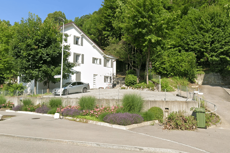 Rental building with 5 apartments near the train station (2)