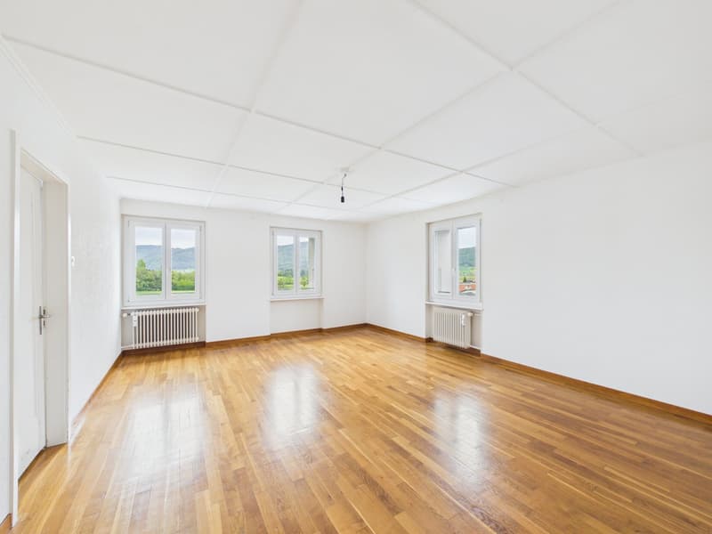 Spacieux appartement de 3.5 pièces avec balcon à Boécourt (2)