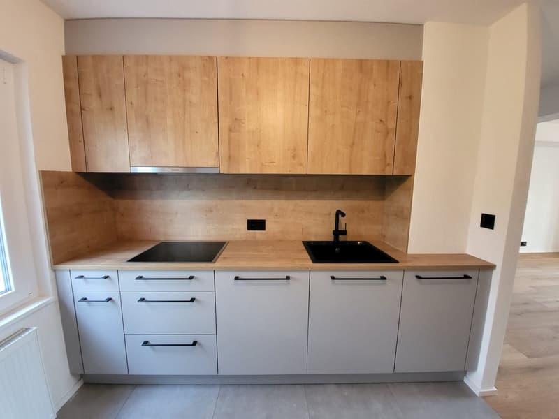 Magnifique appartement de 3.5pcs entièrement refait à Delémont (1)