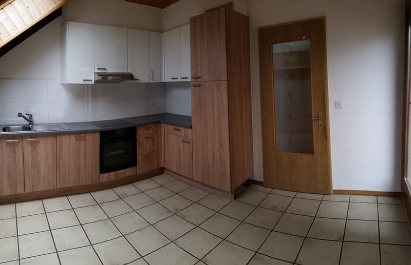 Charmant appartement de 5,5 pièces à Vicques (3)