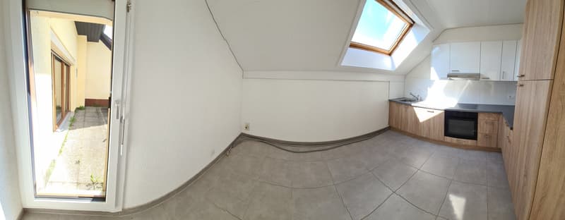 Charmant appartement de 5,5 pièces à Vicques (14)