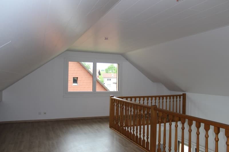 Charmant appartement de 5,5 pièces à Vicques (9)