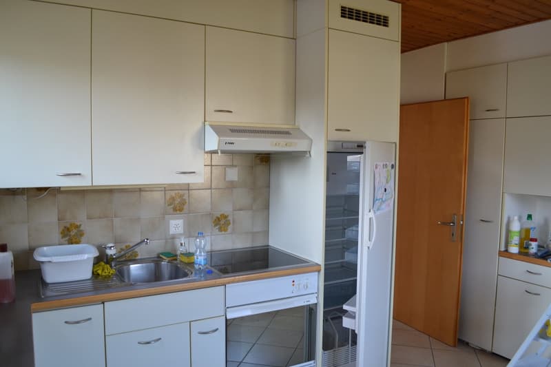 Geräumige 3.5 Zimmer in Courroux (8)