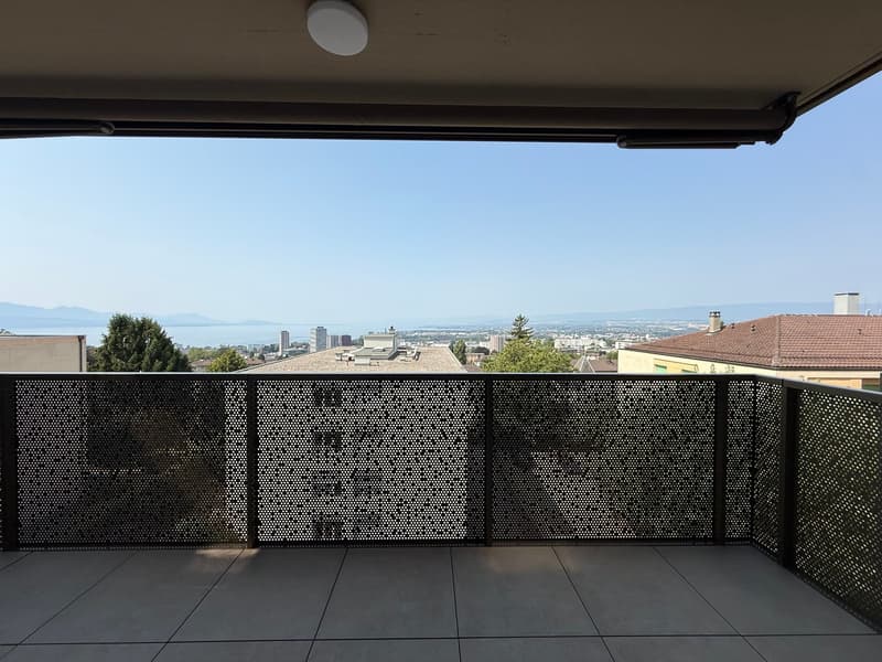 Studio lumineux et moderne avec vue sur le lac (6)