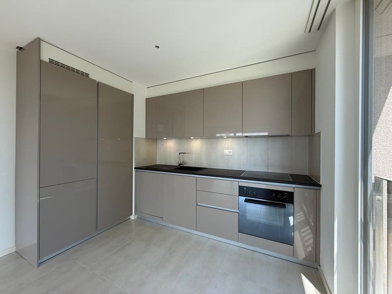 Schönes 3.5-Zimmer-Wohnung mit Seeblick (2)